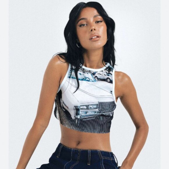 Princess Polly Front Runner Tank Top - Picture 1 of 3